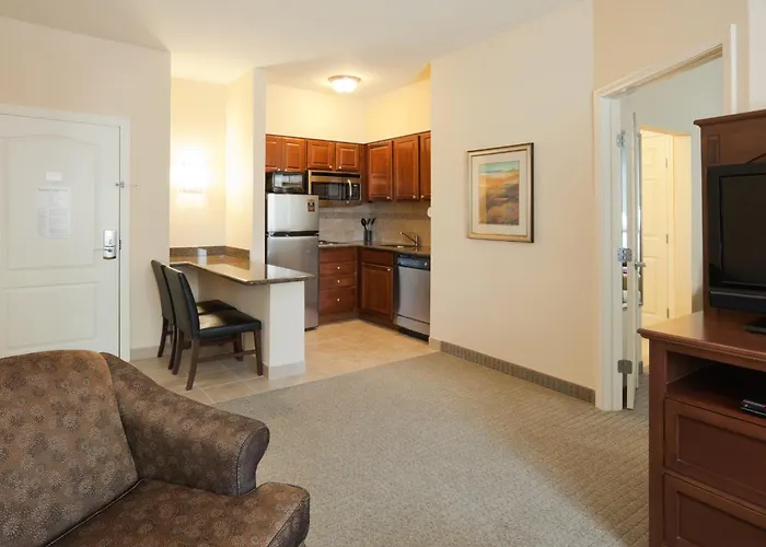 Staybridge Lafayette-airport By Ihg Hotel 3*