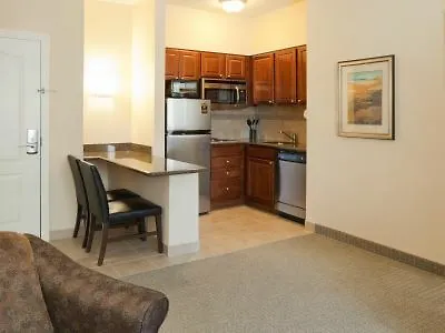 Hotel Staybridge Lafayette-airport By Ihg 3*